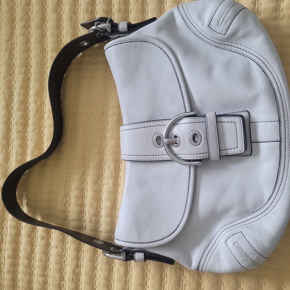 Coach White and Black Shoulder Bag with Sleek Design